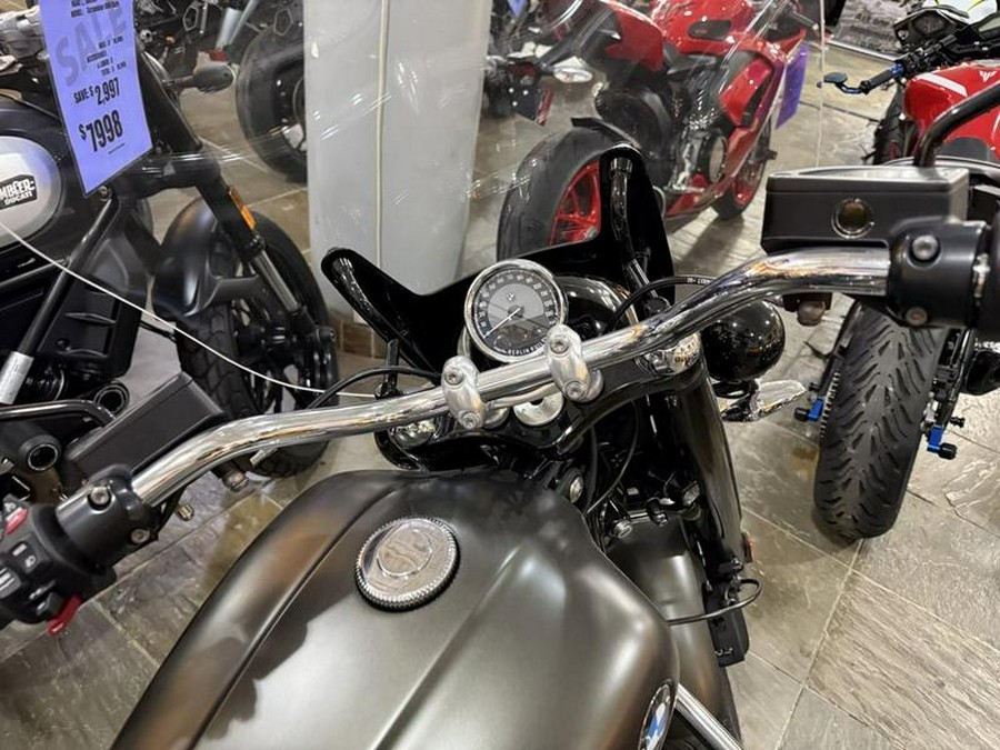 2022 BMW R 18 Classic Manhattan Metallic Matte