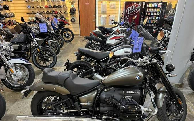 2022 BMW R 18 Classic Manhattan Metallic Matte