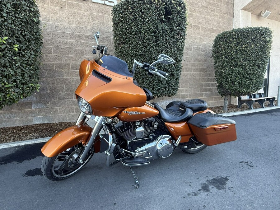 FLHX 2014 Street Glide®