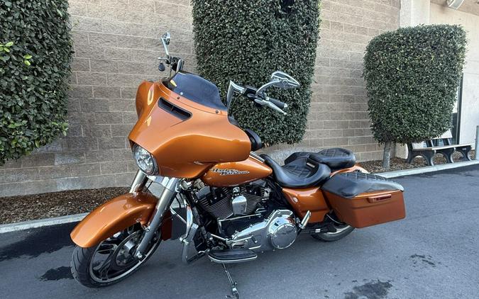 FLHX 2014 Street Glide®