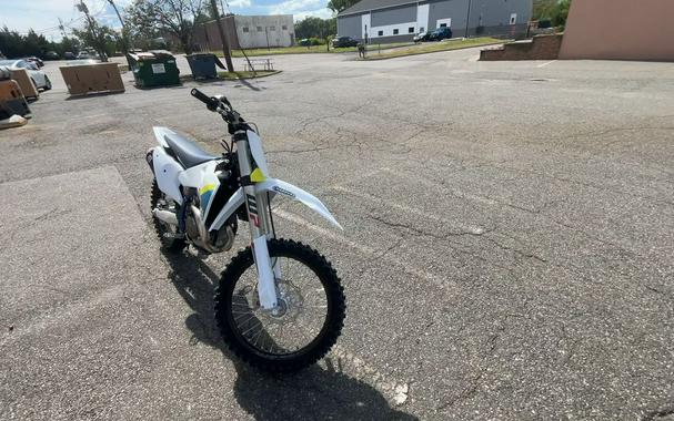 2025 Husqvarna® FC 450