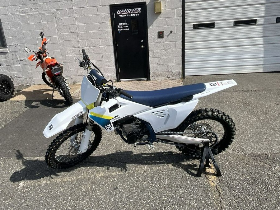 2025 Husqvarna® FC 450
