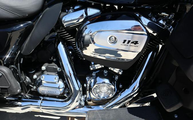 2023 Harley-Davidson Tri Glide Ultra Vivid Black