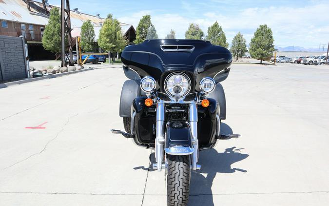 2023 Harley-Davidson Tri Glide Ultra Vivid Black