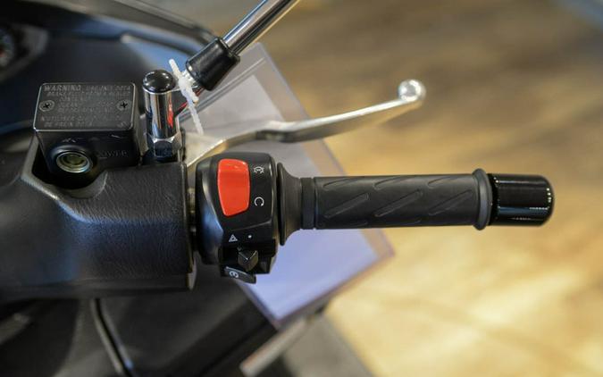 2014 Suzuki Burgman™ 400 ABS