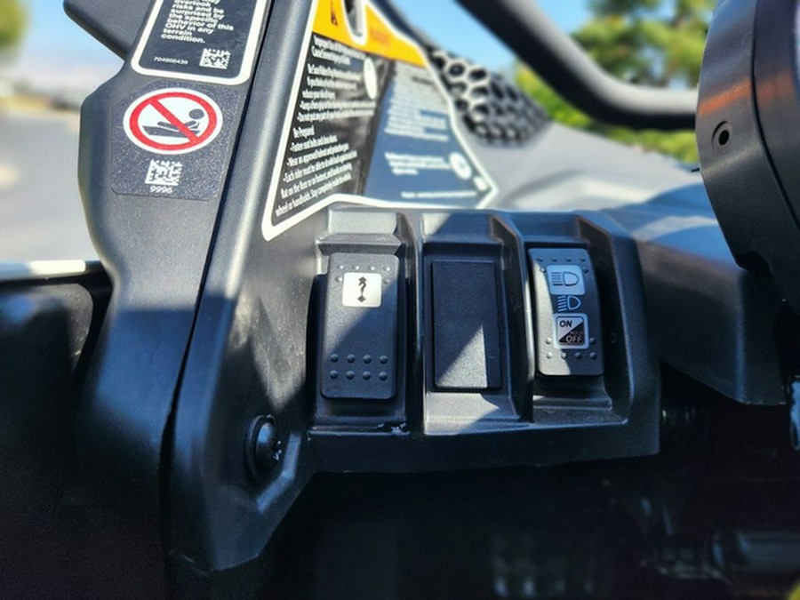 2025 Can-Am Maverick X3 Max X RC Turbo RR