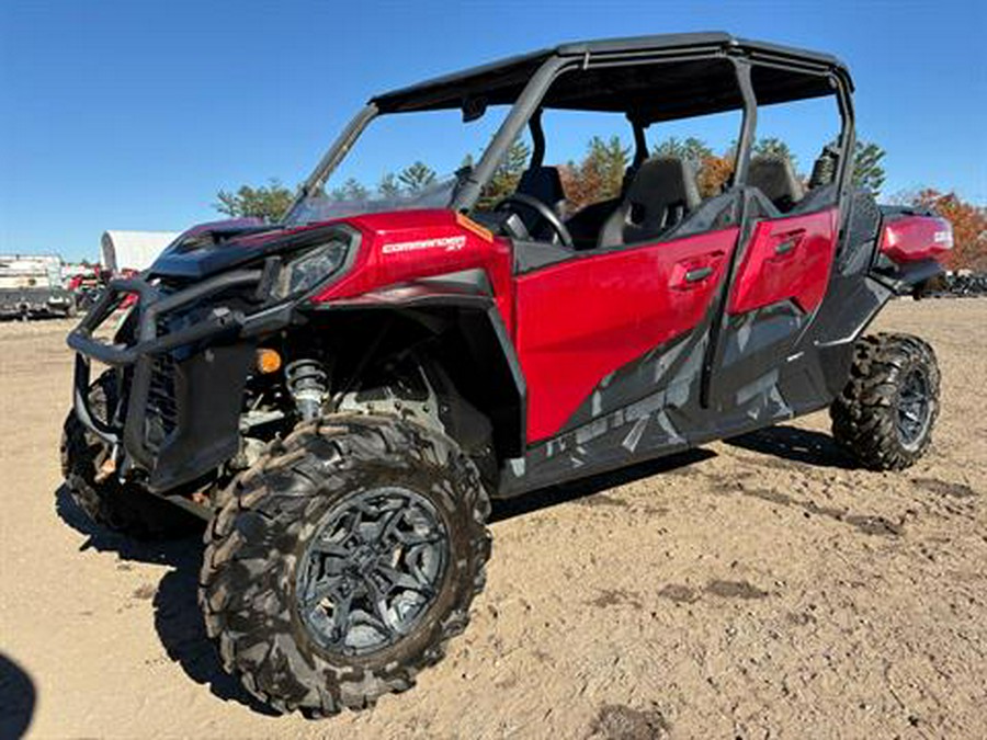 2025 Can-Am Commander MAX XT 700
