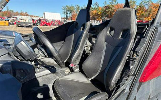 2025 Can-Am Commander MAX XT 700