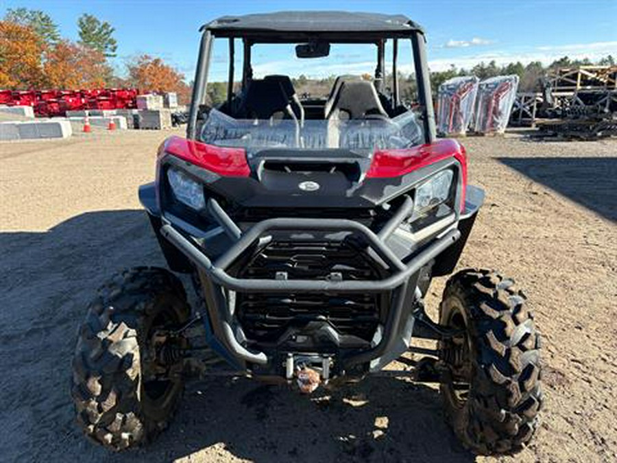 2025 Can-Am Commander MAX XT 700