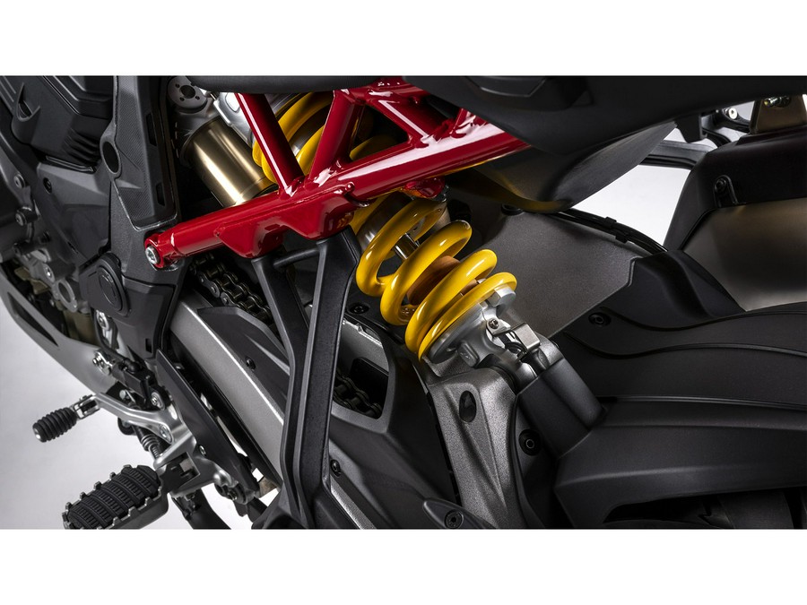 2025 Ducati Multistrada V4 Rally Adventure Travel & Radar