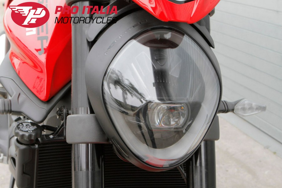 2024 Ducati Monster Plus