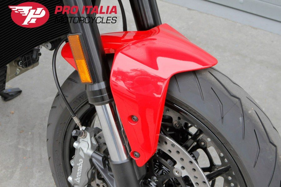 2024 Ducati Monster Plus