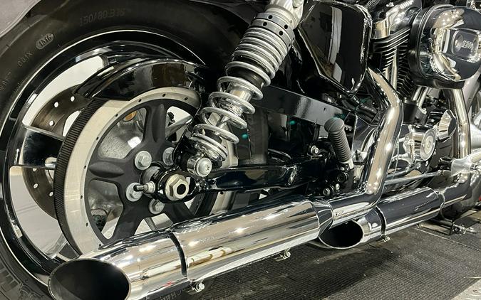 2016 Harley-Davidson 1200 Custom