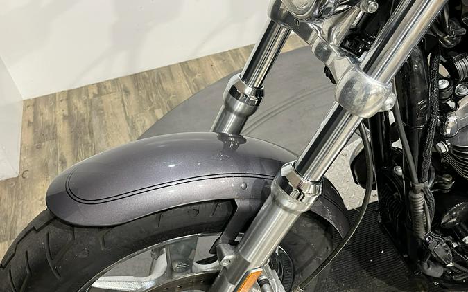 2016 Harley-Davidson 1200 Custom