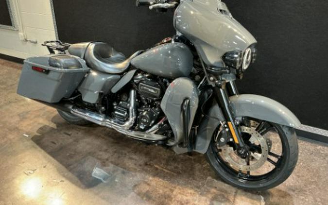 2017 Harley-Davidson Street Glide Special