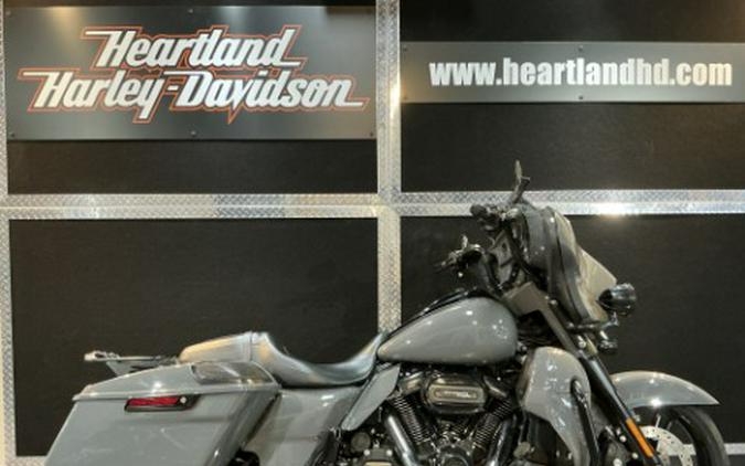 2017 Harley-Davidson Street Glide Special