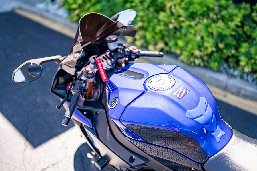 2019 Yamaha YZF-R1