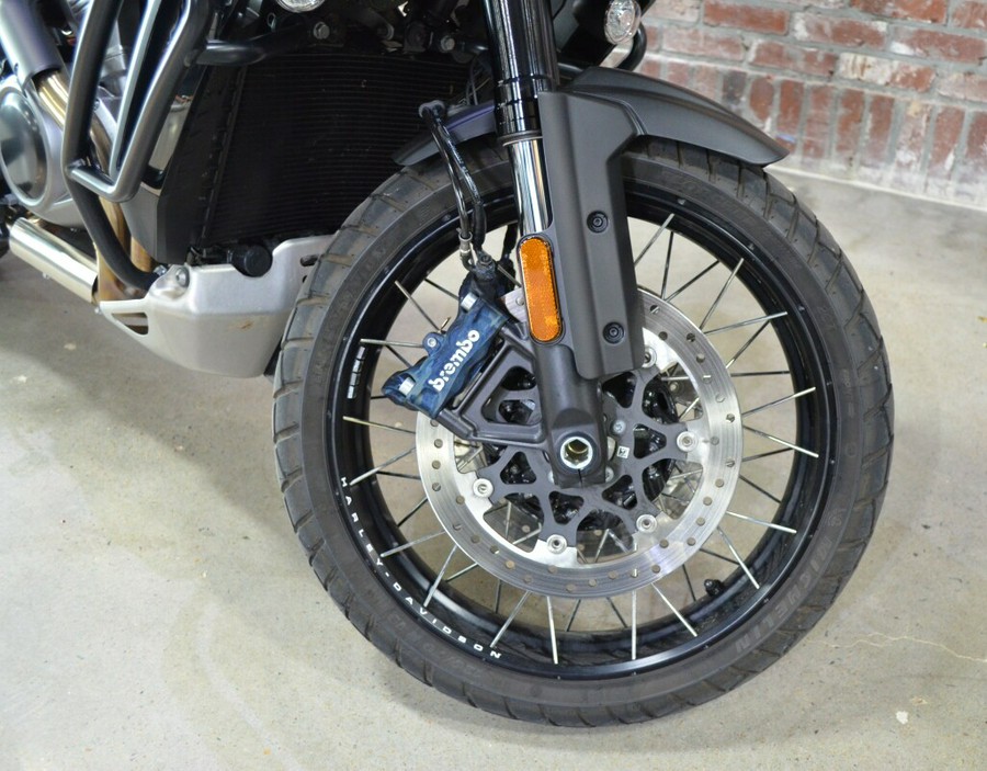 2023 Harley-Davidson Pan America™ 1250 Special Vivid Black