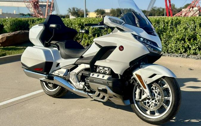 2018 Honda® Gold Wing Tour Automatic DCT Pearl White