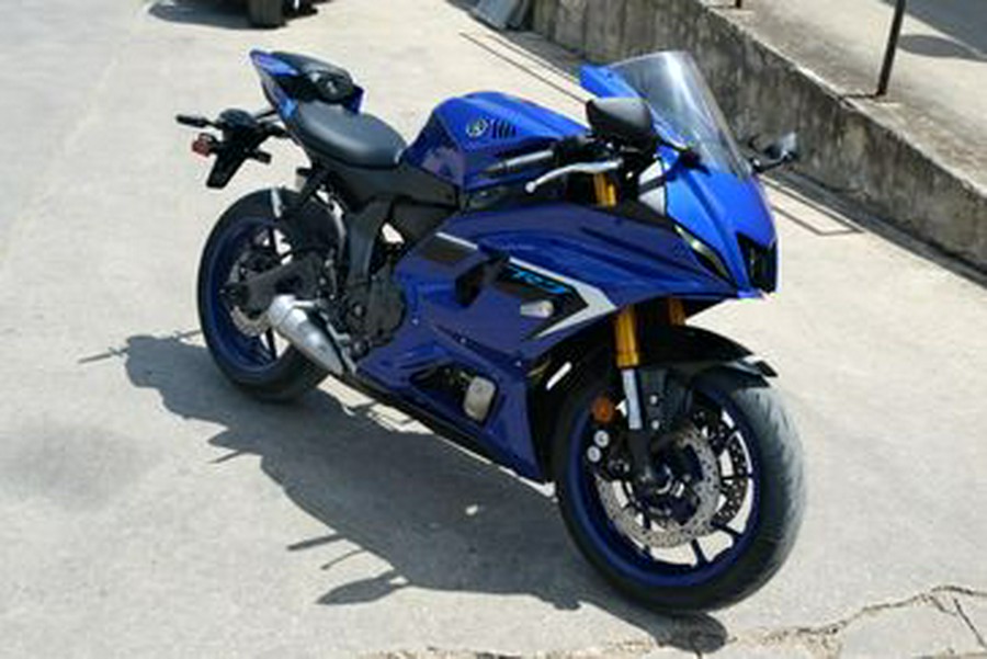 Used 2025 YAMAHA YZFR7