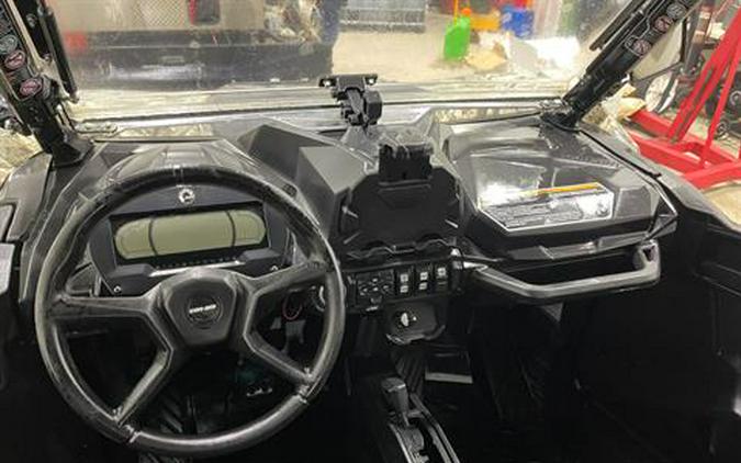 2023 Can-Am Commander X MR