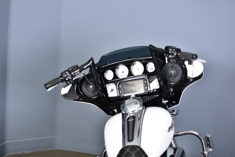 2017 Harley-Davidson Street Glide Special