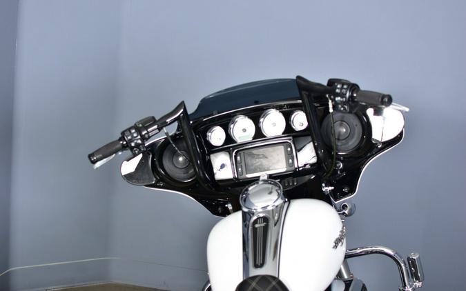 2017 Harley-Davidson Street Glide Special