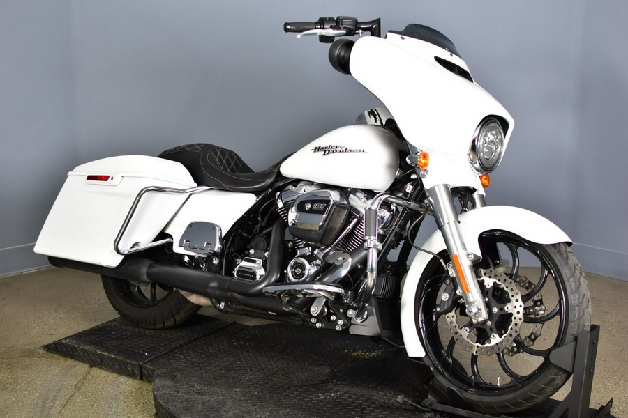 2017 Harley-Davidson Street Glide Special