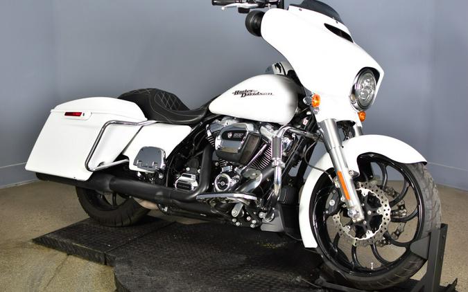 2017 Harley-Davidson Street Glide Special