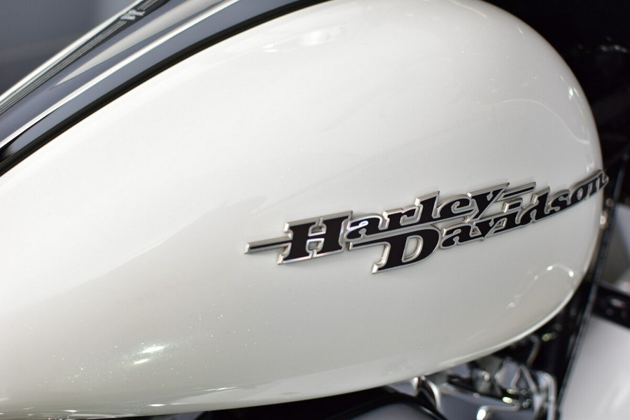 2017 Harley-Davidson Street Glide Special