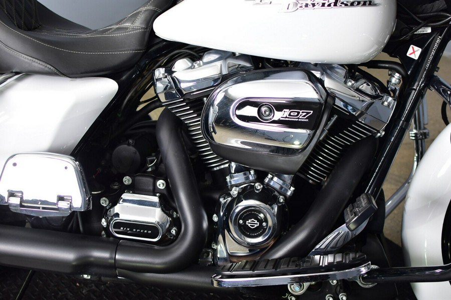 2017 Harley-Davidson Street Glide Special