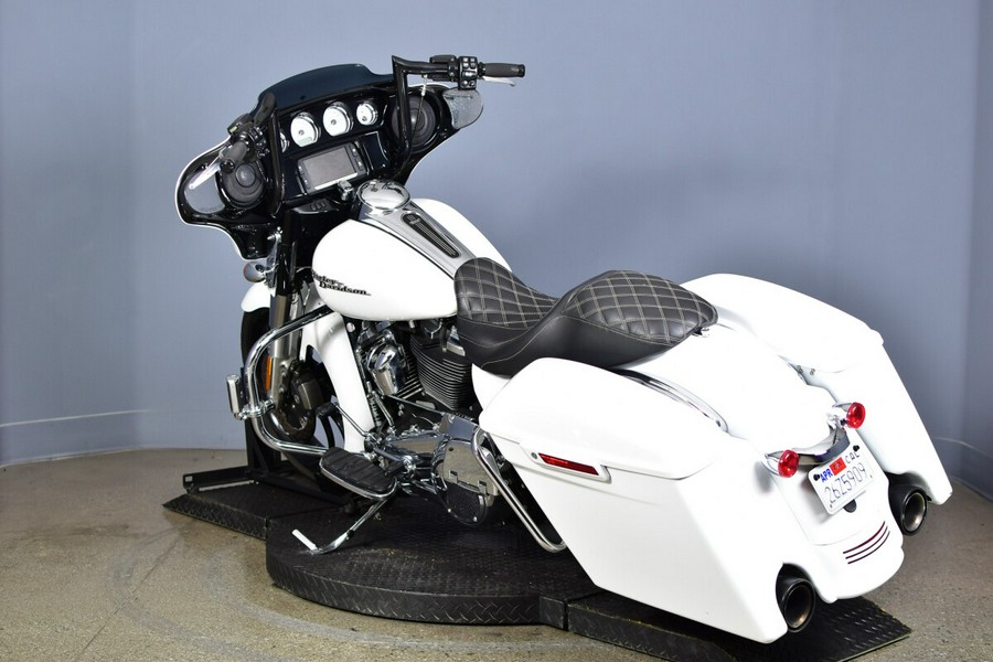 2017 Harley-Davidson Street Glide Special