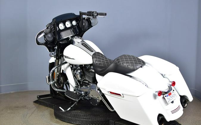 2017 Harley-Davidson Street Glide Special