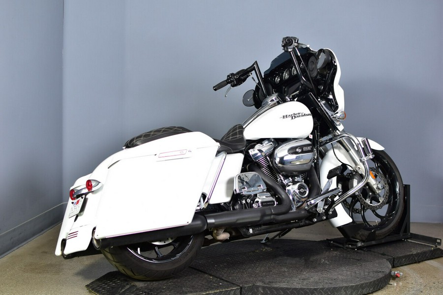 2017 Harley-Davidson Street Glide Special