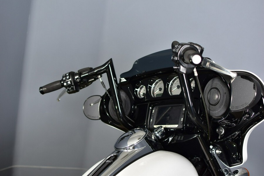 2017 Harley-Davidson Street Glide Special