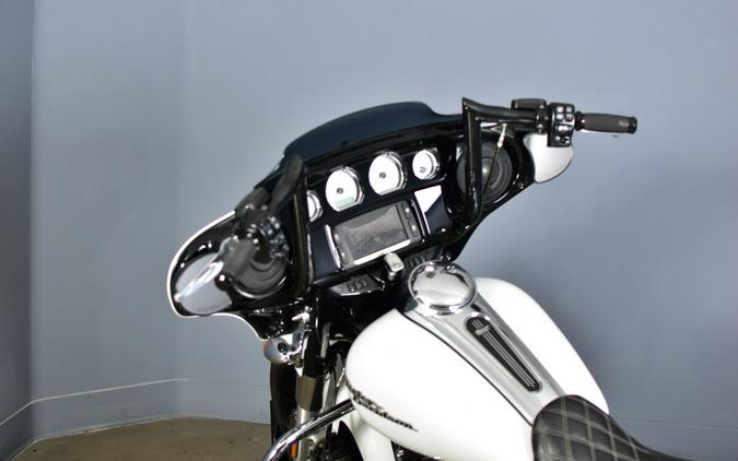 2017 Harley-Davidson Street Glide Special