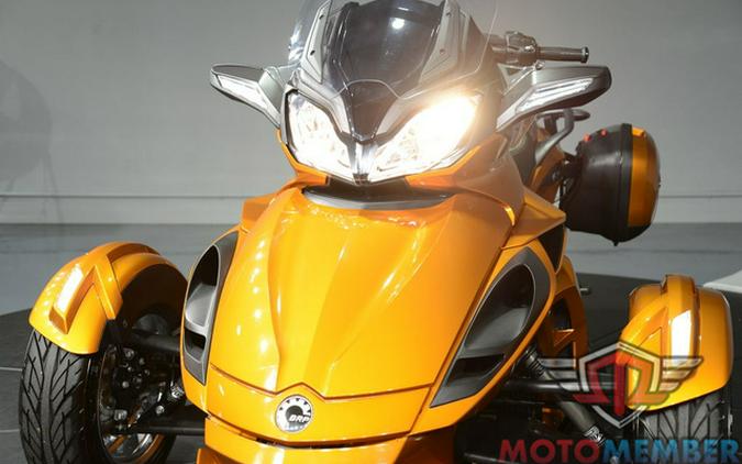 2014 Can-Am Spyder ST Limited SE5
