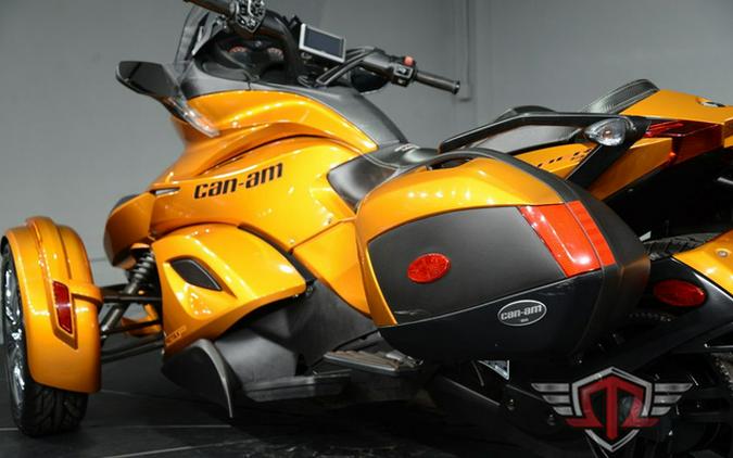 2014 Can-Am Spyder ST Limited SE5