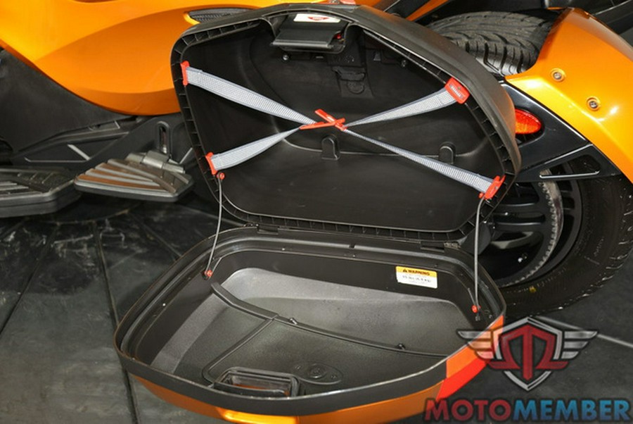 2014 Can-Am Spyder ST Limited SE5