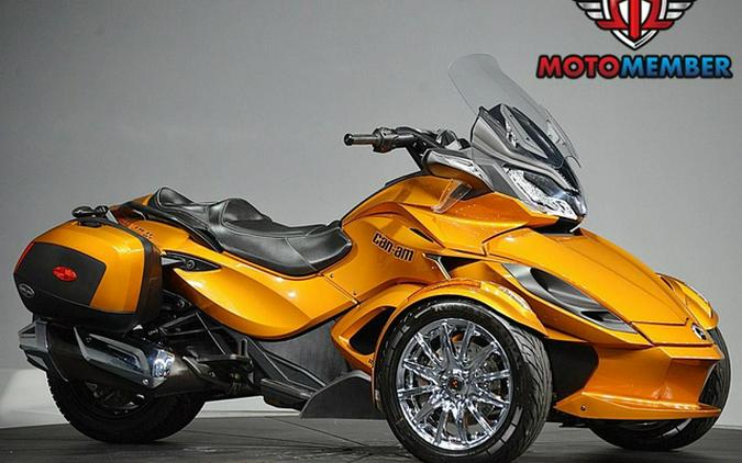 2014 Can-Am Spyder ST Limited SE5