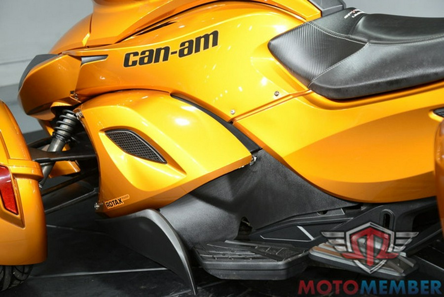 2014 Can-Am Spyder ST Limited SE5