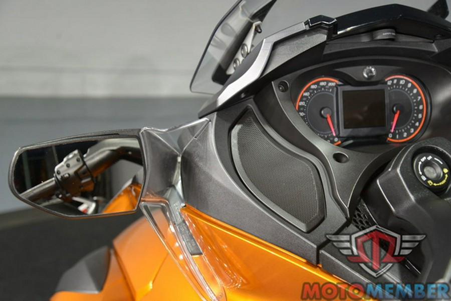 2014 Can-Am Spyder ST Limited SE5