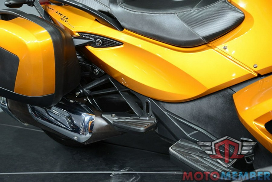 2014 Can-Am Spyder ST Limited SE5