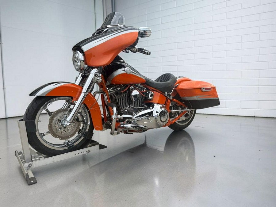 2010 Harley-Davidson FLSTSE CVO Convertible