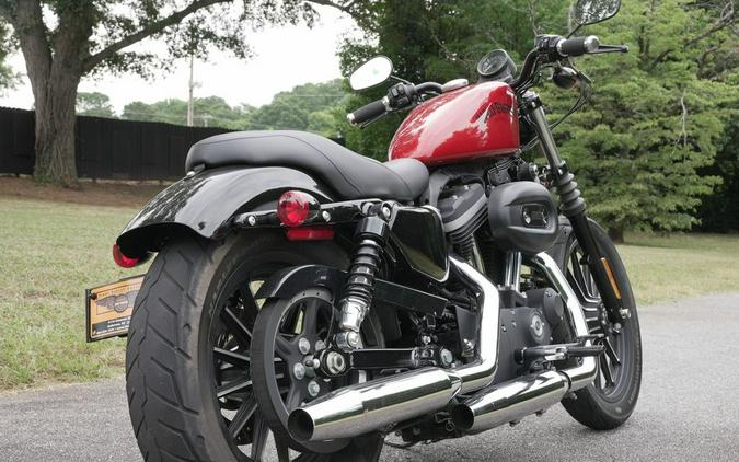 2013 Harley-Davidson® XL883N - Sportster® Iron 883™