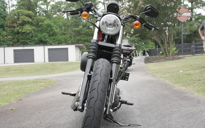 2013 Harley-Davidson® XL883N - Sportster® Iron 883™