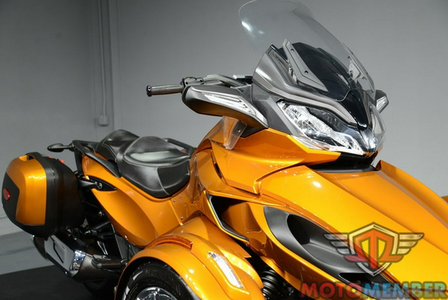 2014 Can-Am Spyder ST Limited SE5