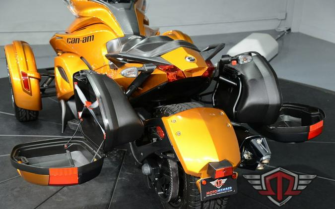 2014 Can-Am Spyder ST Limited SE5