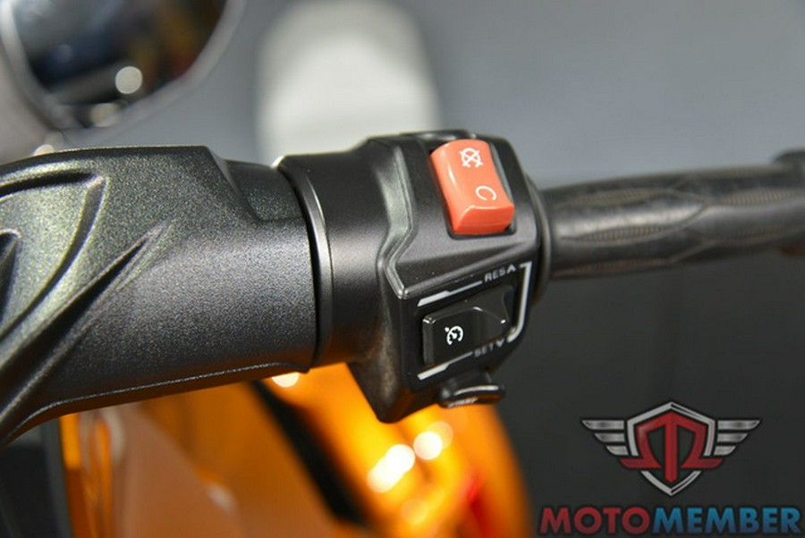 2014 Can-Am Spyder ST Limited SE5