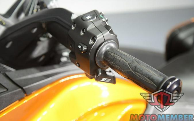 2014 Can-Am Spyder ST Limited SE5